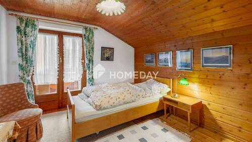 1. OG Schlafzimmer 1 1 - 