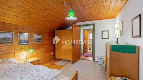 1. OG Schlafzimmer 1 2 - 