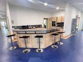 Küche mit Esstresen (Gemeinschaft) - Büro in Buchholz in der Nordheide zur Miete