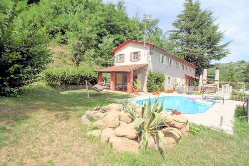 Bild 1 - Großzügiges Landhaus in gutem Zustand mit Pool und viel Grund in Panoramalage 