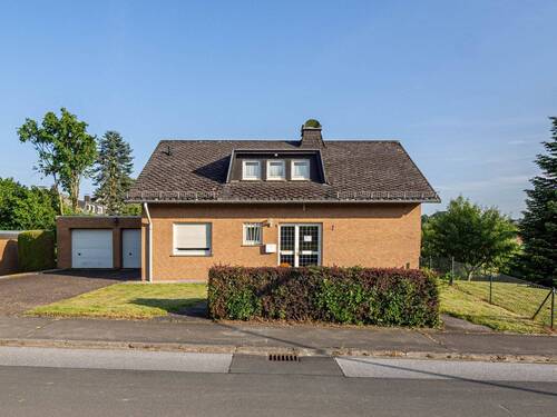 Außenansicht - 3 Zimmer Einfamilienhaus in Warstein / Suttrop