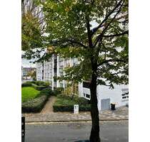 Helle 2-Zimmer-Wohnung mit großer Dachterrasse in ruhigem Haus - Düsseldorf Holthausen