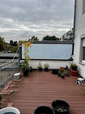 Dachterrasse - Etagenwohnung mit 85,00 m&sup2; in Düsseldorf zur Miete