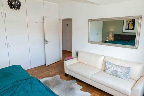 Schlafzimmer Ansicht 2 - 