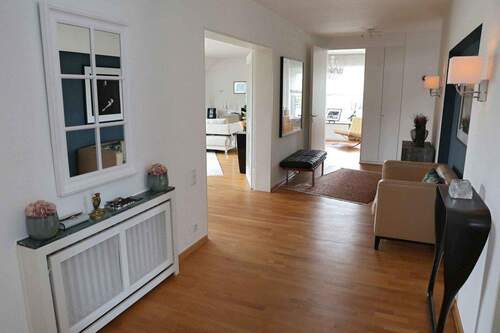 Entrée - 4 Zimmer Etagenwohnung in Meerbusch / Büderich