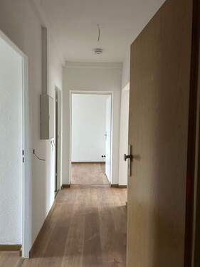 Flur - 3 Zimmer Etagenwohnung in Zittau