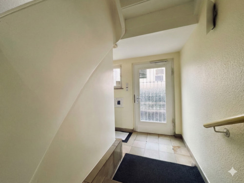 EG Hauseingang - 1 Zimmer Einfamilienhaus in Bad Honnef