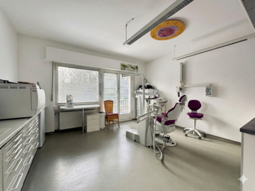 EG Behandlung Zahnarzt groß - 