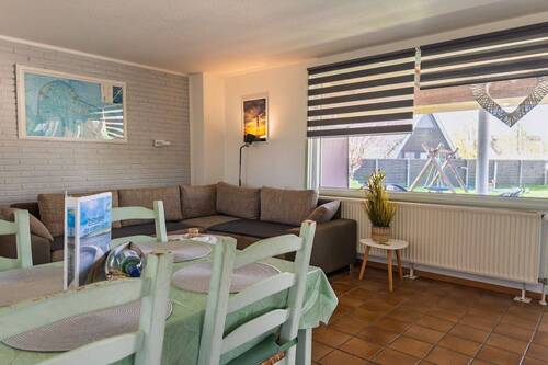Wohn- und Esszimmer (Einheit 1) - 