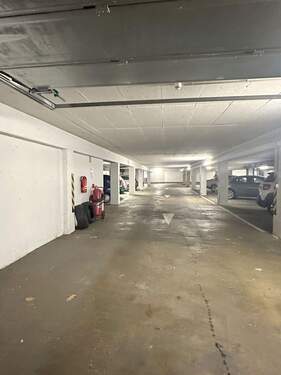 Tiefgarage - 