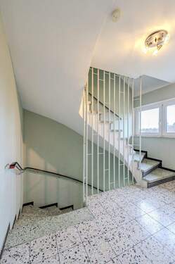 Treppenhaus 1. OG - 
