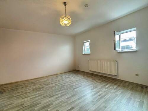 Fitnesszimmer oder Büro - 