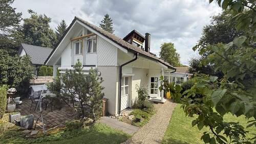 Hausansicht - Doppelhaushälfte in bester Süd-West-Lage im Villinger Kurviertel