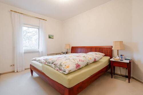 Schlafzimmer II 2. OG - 