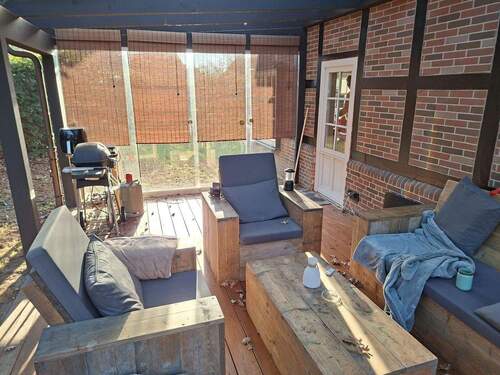 überdachte Terrasse (2).jpg - 