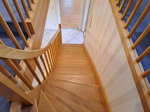 Treppe zum Dachgeschoss.jpg - 