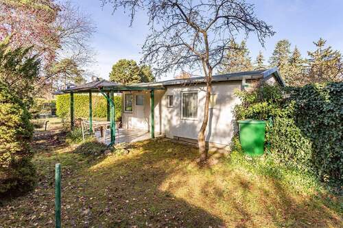 Seitenansicht des Haus - Grundstück in Berlin