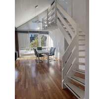 Möblierte Wohnung mit Galerie in einer Top-Lage, Pauschalmiete - Düsseldorf Unterbach