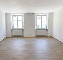 Schöne renovierte 3-Zimmer Altbauwohnung in Straubing (Kernstadt) - Straubung