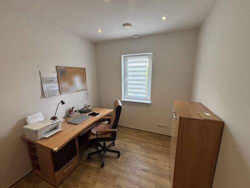 Büro / Kinderzimmer - 