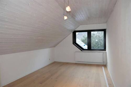 Schlafzimmer 1. OG - 