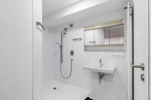 Badezimmer UG - 