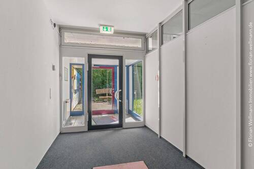 Bild 2 - Halle zum Kaufen in Wilhelmshaven