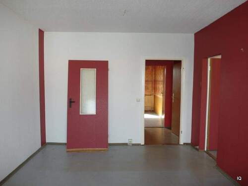 Wohnzimmer. - Etagenwohnung mit 50,00 m&sup2; in Lauchhammer zum Kaufen