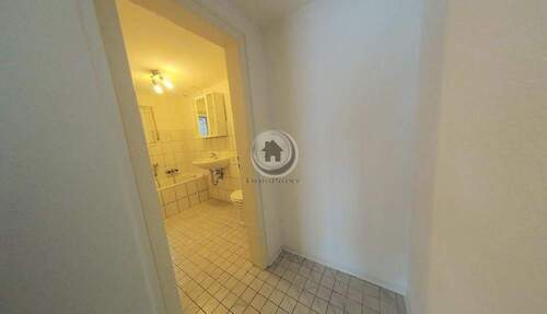 Flur zum Bad - Bild 1 - 