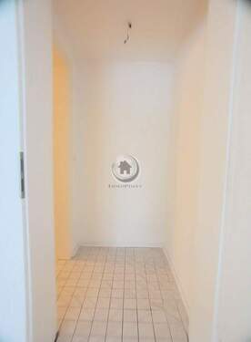 Flur zum Bad - Bild 2 - 