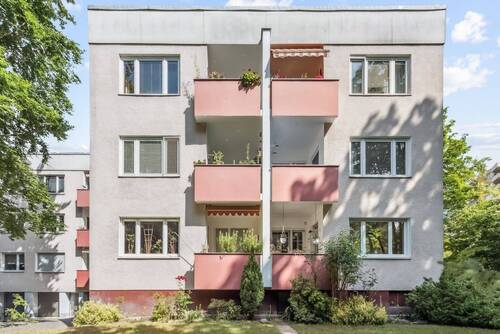 Rückansicht Gebäude - 3 Zimmer Etagenwohnung in Berlin