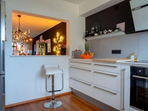 8. Durchreiche Küche - 