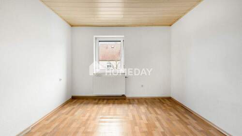 Wohnzimmer 2 - 3 Zimmer Etagenwohnung in Saal a.d. Donau