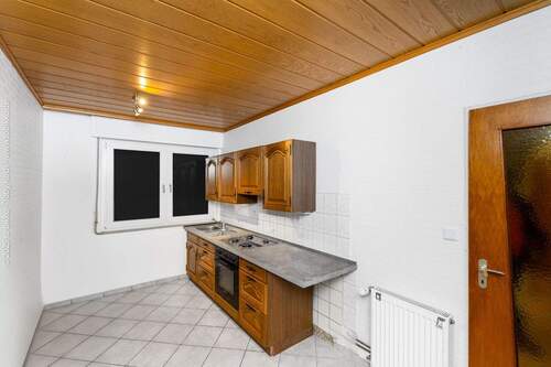 Küche EG - Mehrfamilienhaus, Wohnhaus mit 204,20 m&sup2; in Langen (Hessen) zum Kaufen