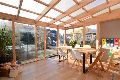 Lichtdurchfluteter Wintergarten - 3 Zimmer Reihenendhaus zum Kaufen in Pinneberg