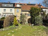 Gartenansicht - Raumwunder auf vier Etagen. Wohn-und Nutzfläche 133 m².