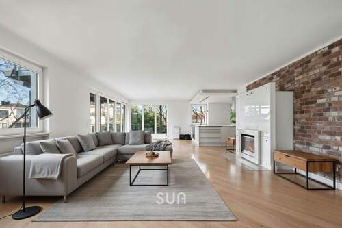 LICHTDURCHFLUTETES WOHNZIMMER - (visualisiert) - 5 Zimmer Etagenwohnung zum Kaufen in Frankfurt am Main