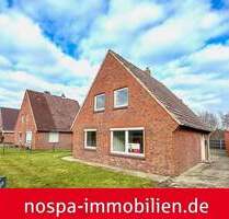 Gemütliches Zuhause mit großem Garten und viel Nebengelass - Lunden