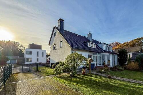 Bild 1 - Ein Zuhause mit Herz-Einfamilienhaus mit großem Garten in bester Lage