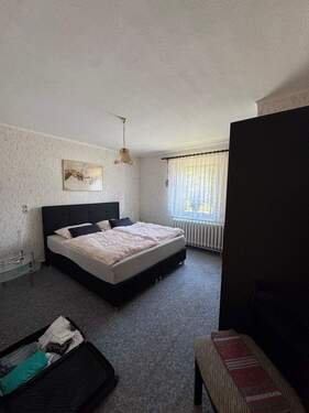 Schlafzimmer im Erdgeschoss - 