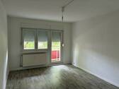 Wohnzimmer - 3 Zimmer Etagenwohnung in Halle (Saale)