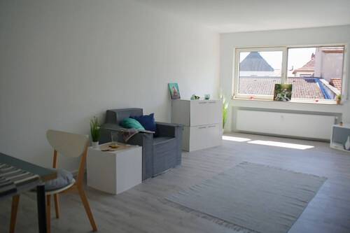 Wohnzimmer - Etagenwohnung mit 67,00 m² in Ludwigshafen am Rhein zum Kaufen