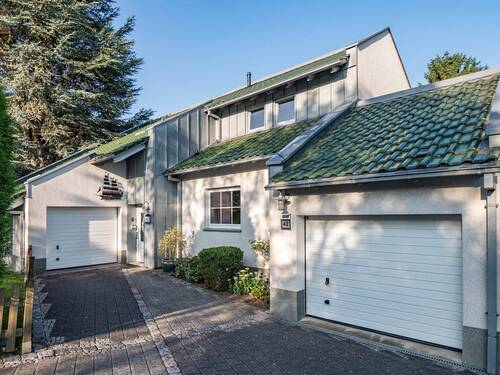 Außenansicht - Einfamilienhaus zum Kaufen in Arnsberg / Hüsten