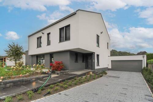 Außenansicht - 6 Zimmer Einfamilienhaus zum Kaufen in Hönningen