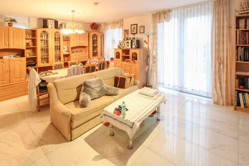 Wohnbereich-Einliegerwohnung-UG - 