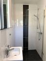 Badezimmer mit Dusche EG - 