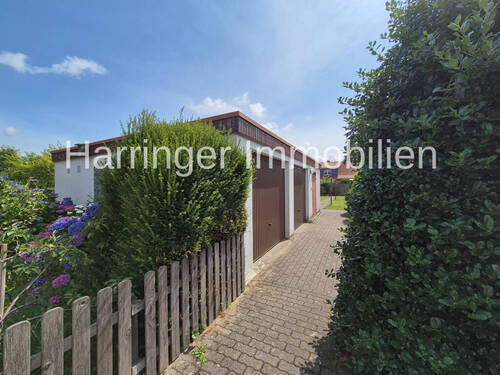 Die Doppelgarage mit Geräteraum - 