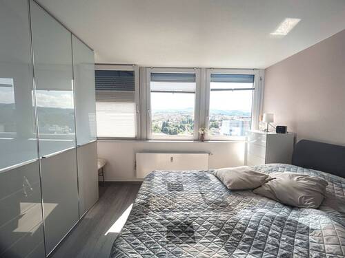 Schlafzimmer mit Sonnenaufgang - Etagenwohnung mit 106,40 m² in Balingen zum Kaufen