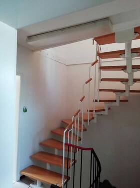 Treppe zum Dachgeschoss - 