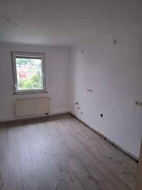 Zimmer - 4 Zimmer Etagenwohnung zur Miete in Quierschied